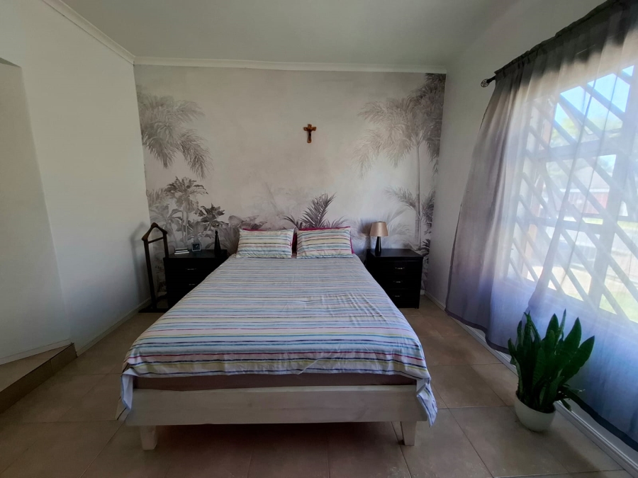 To Let 3 Bedroom Property for Rent in Ruyterwacht Western Cape